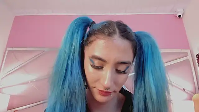 Lunapage online show from March 18, 2025, 4:15 pm