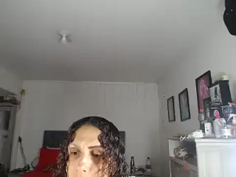 Corina hot online show from December 3, 2024, 8:50 pm