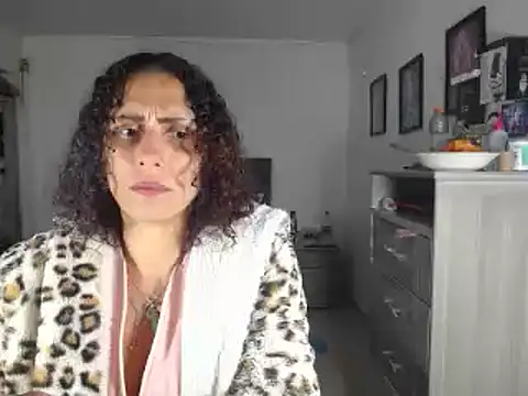 Corina hot online show from December 29, 2024, 4:48 am