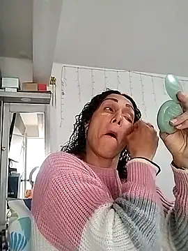 Corina hot online show from January 27, 2025, 7:13 pm