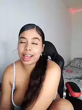 Fanny Klean online show from March 20, 2025, 3:45 am