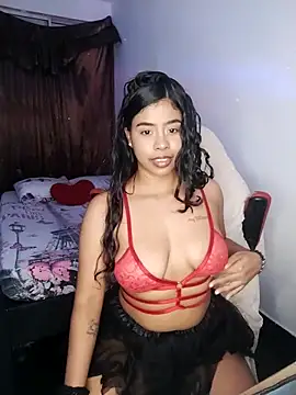 Fanny Klean online show from October 15, 2025, 2:11 am