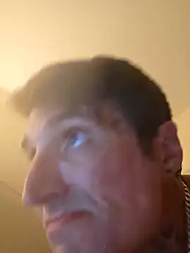 Snapshot of letstakeemoff chatting on June 19, 2026, 7:34 am letstakeemoff online show from June 19, 2026, 7:34 am