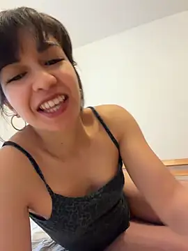 BitchyBratxxx online show from February 19, 2026, 8:32 am