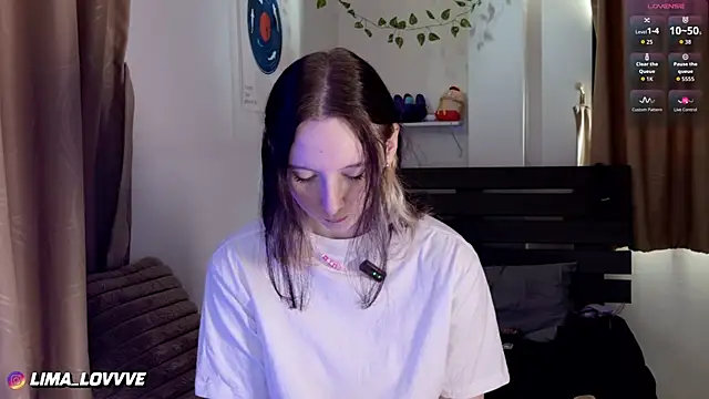 LimaLexxx online show from February 23, 2026, 3:26 am