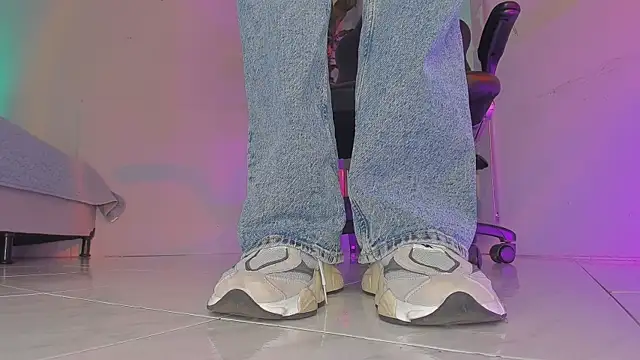 Snapshot of charlotte__grey chatting on September 13, 2025, 7:46 pm charlotte grey online show from September 13, 2025, 7:46 pm