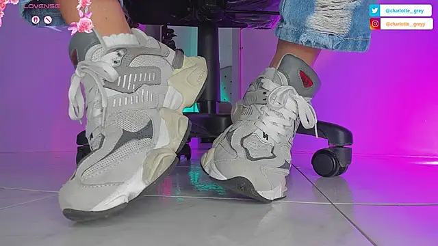 Snapshot of charlotte__grey chatting on September 16, 2025, 8:21 pm charlotte grey online show from September 16, 2025, 8:21 pm