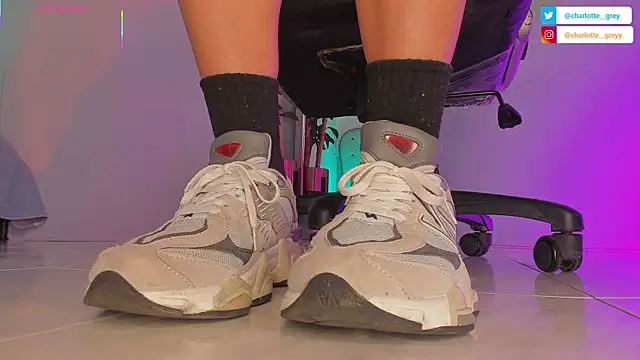 Snapshot of charlotte__grey chatting on September 22, 2025, 8:11 pm charlotte grey online show from September 22, 2025, 8:11 pm