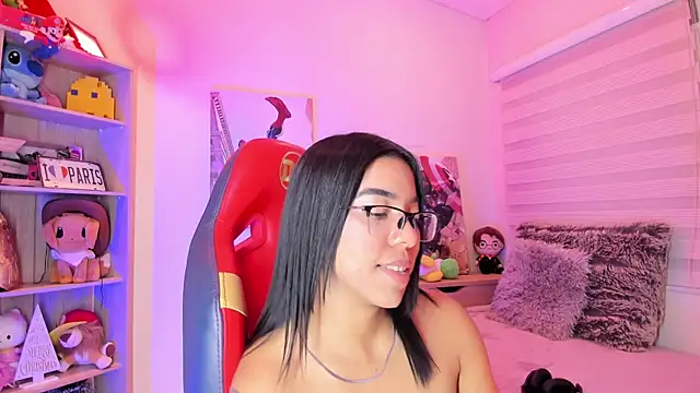 madelyn rose  online show from January 15, 2025, 8:20 am