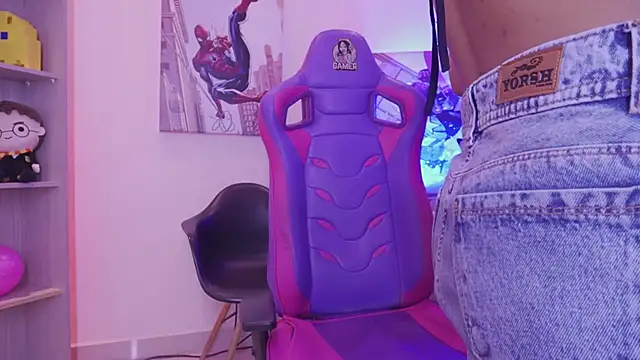 madelyn rose  online show from March 27, 2026, 6:07 pm