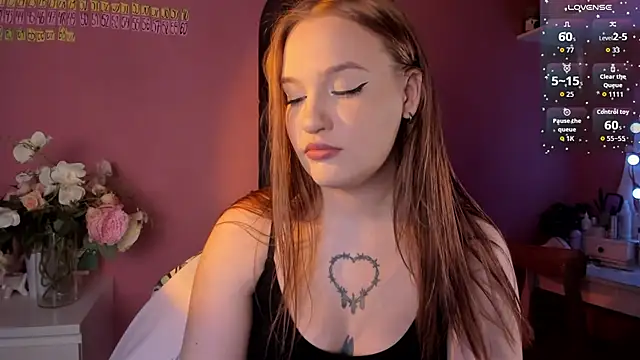 CarolineLovers online show from May 7, 2026, 9:09 pm