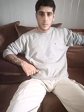 arenn1997 online show from February 12, 2026, 12:11 pm