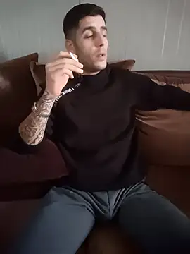 arenn1997 online show from February 25, 2026, 12:04 pm