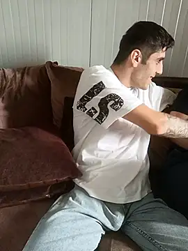 arenn1997 online show from April 4, 2026, 12:46 pm