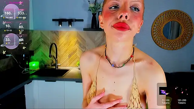 Hannah Carr online show from March 17, 2026, 11:41 pm