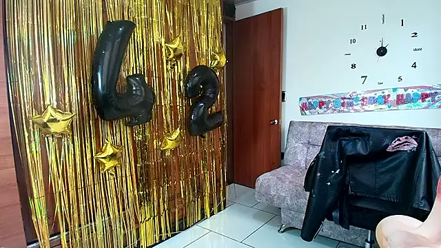 Snapshot of Majo_Soussa chatting on April 28, 2026, 12:32 pm Majo Soussa online show from April 28, 2026, 12:32 pm