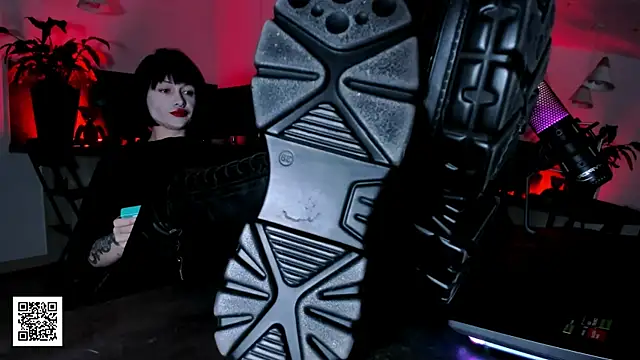  Goddess Misha  online show from February 6, 2026, 9:51 pm