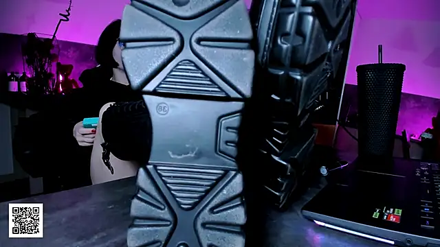  Goddess Misha  online show from March 27, 2026, 9:03 pm