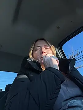 Snapshot of lezbean24 chatting on January 18, 2026, 9:29 pm lezbean24 online show from January 18, 2026, 9:29 pm