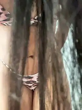 Snapshot of Pinkhotbaby chatting on February 27, 2025, 4:53 pm Pinkhotbaby online show from February 27, 2025, 4:53 pm