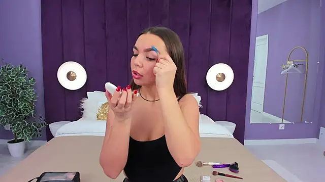 CamillaLarson online show from February 25, 2025, 3:09 am