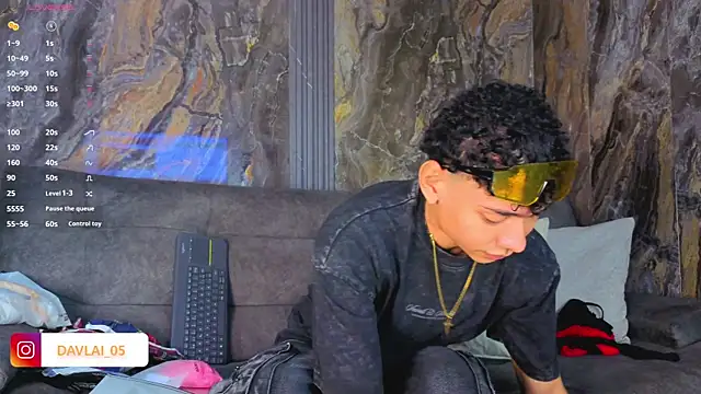 Snapshot of Daviid_laidd chatting on May 6, 2026, 8:03 pm Daviid laidd online show from May 6, 2026, 8:03 pm