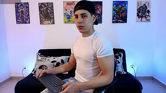 jonathanjoestar  online show from April 25, 2026, 1:08 am