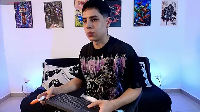 jonathanjoestar  online show from April 26, 2026, 9:23 pm