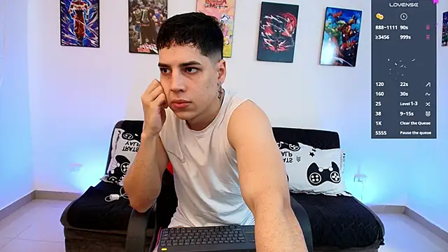 jonathanjoestar  online show from June 12, 2026, 8:41 pm