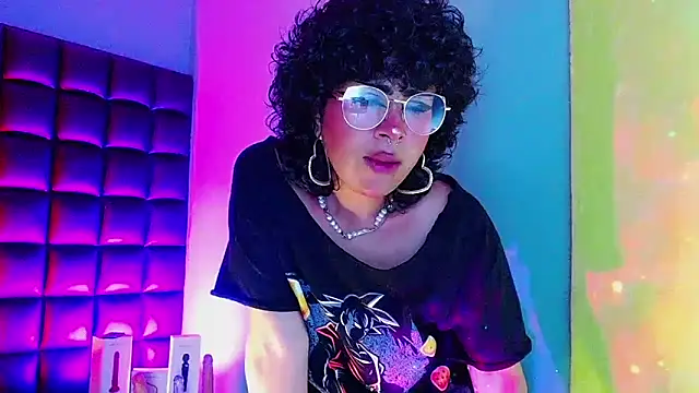 Snapshot of kuromi69 chatting on December 18, 2024, 11:02 am kuromi69 online show from December 18, 2024, 11:02 am