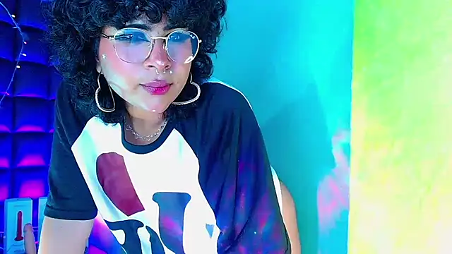 Snapshot of kuromi69 chatting on January 8, 2025, 4:23 am kuromi69 online show from January 8, 2025, 4:23 am