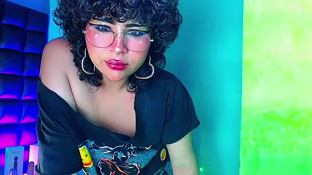 Snapshot of kuromi69 chatting on January 26, 2025, 7:10 am kuromi69 online show from January 26, 2025, 7:10 am