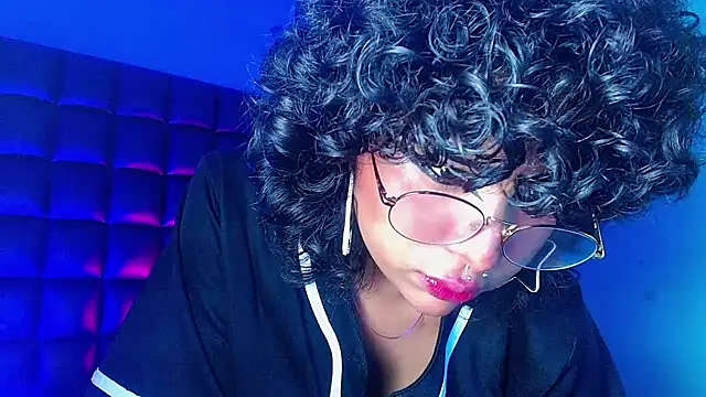 Snapshot of kuromi69 chatting on March 11, 2025, 10:51 am kuromi69 online show from March 11, 2025, 10:51 am