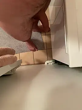 Snapshot of dimitriei chatting on February 19, 2026, 6:09 am dimitriei online show from February 19, 2026, 6:09 am