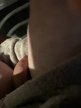 Snapshot of dimitriei chatting on March 11, 2026, 6:08 am dimitriei online show from March 11, 2026, 6:08 am