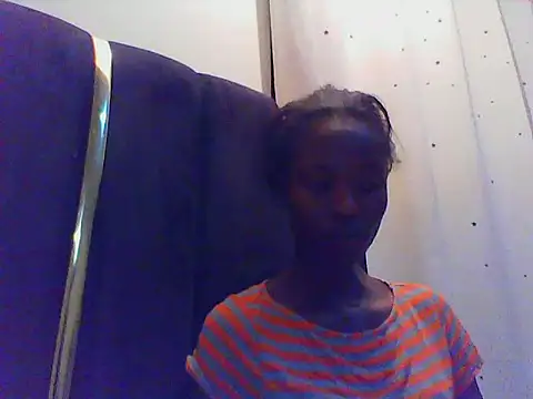 Snapshot of Smasher2010 chatting on November 15, 2025, 7:54 pm Smasher2010 online show from November 15, 2025, 7:54 pm