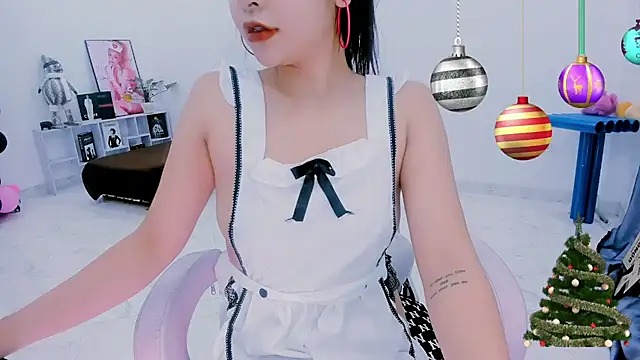 Snapshot of SexualStruggle chatting on December 18, 2024, 10:19 am SexualStruggle online show from December 18, 2024, 10:19 am