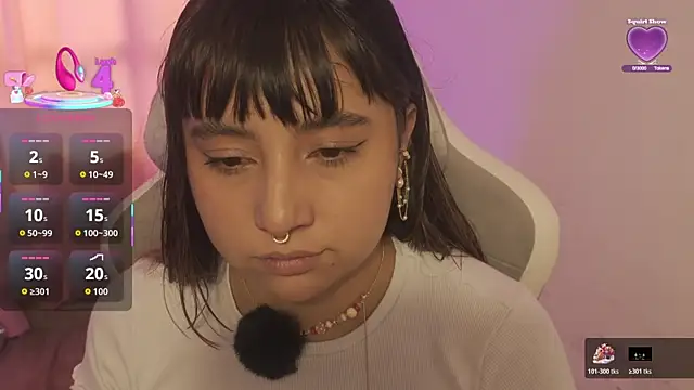 Snapshot of emitaa17228o chatting on December 1, 2025, 7:08 pm emitaa17228o online show from December 1, 2025, 7:08 pm