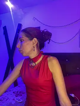 Snapshot of Little_Naughtty chatting on May 6, 2026, 2:00 pm Little Naughtty online show from May 6, 2026, 2:00 pm