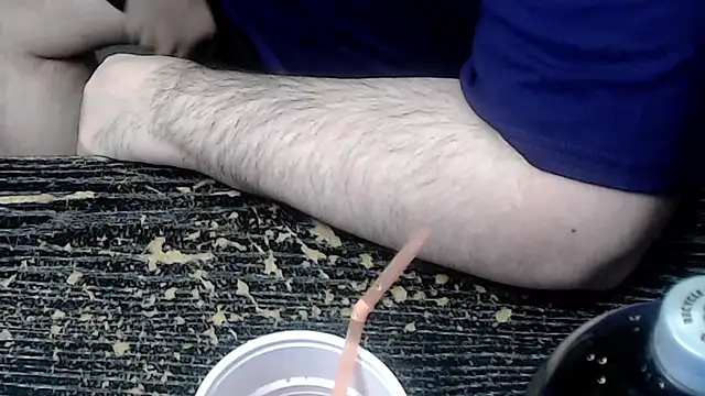 Snapshot of Dominant_BEAR chatting on February 12, 2026, 5:24 am Dominant BEAR online show from February 12, 2026, 5:24 am