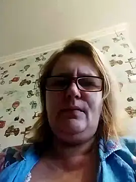 Forest-Lady online show from October 30, 2025, 9:22 am