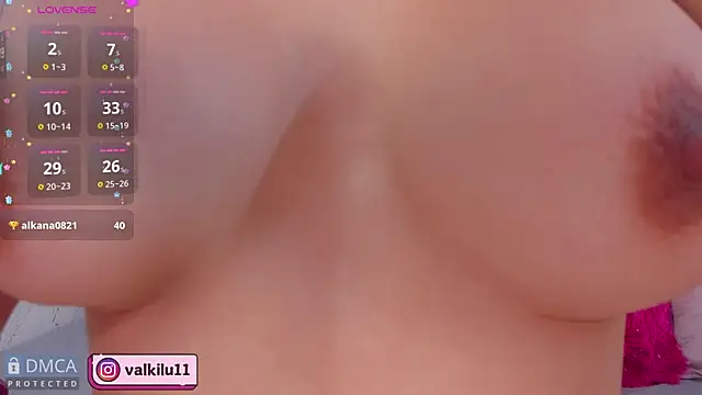 valkilu11 online show from November 22, 2025, 1:37 am