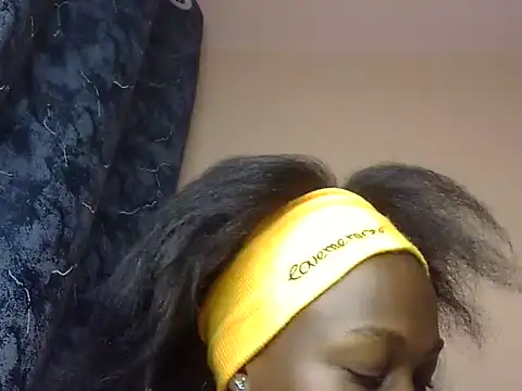 Horny-pretty online show from April 17, 2026, 9:40 pm