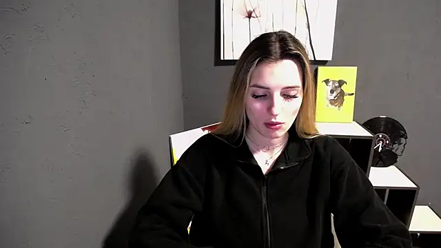 Snapshot of lady_olivia_ chatting on April 29, 2026, 1:04 pm lady olivia online show from April 29, 2026, 1:04 pm