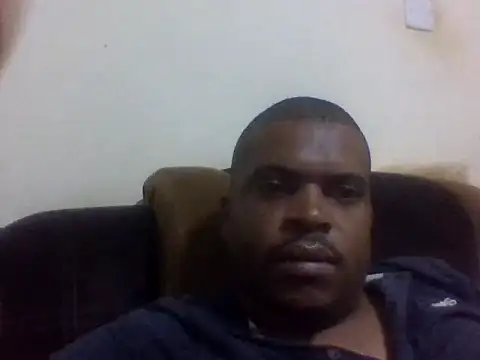 Snapshot of lui_cuuty chatting on March 4, 2026, 5:41 pm lui cuuty online show from March 4, 2026, 5:41 pm