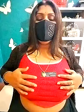 Snapshot of Riya_Sexy_Baby chatting on December 19, 2024, 4:57 pm Riya Sexy Baby online show from December 19, 2024, 4:57 pm