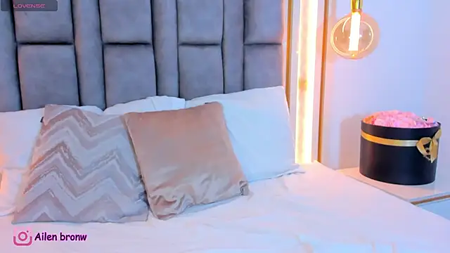 elianabrown online show from March 22, 2026, 12:47 am