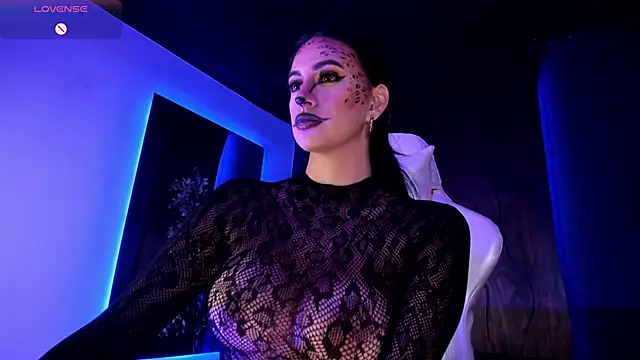 Snapshot of Taylor-Jonnees chatting on October 10, 2025, 4:50 pm Taylor-Jonnees online show from October 10, 2025, 4:50 pm