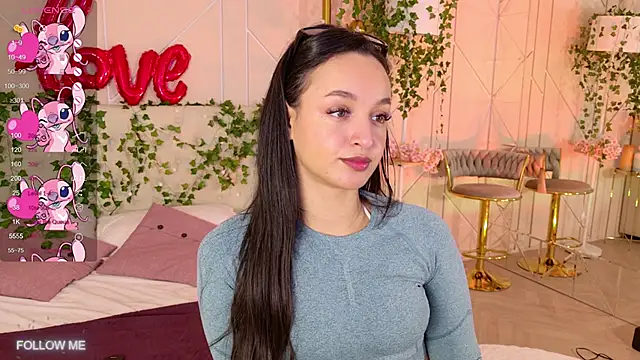 Snapshot of Lolly_Neal chatting on March 5, 2025, 5:40 am Lolly Neal online show from March 5, 2025, 5:40 am