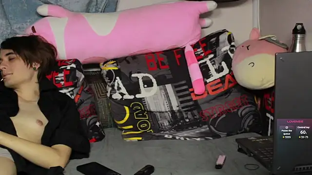 Snapshot of Kamala_Adele chatting on October 7, 2025, 9:12 pm Kamala Adele online show from October 7, 2025, 9:12 pm